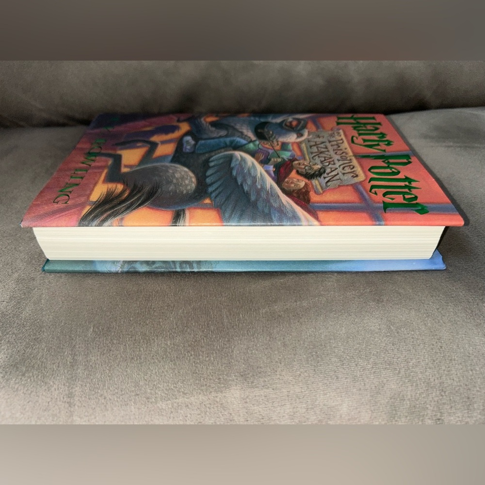 Harry Potter and the Prisoner of Azkaban by J. K. Rowling 1999 Edition - Picture 5 of 6